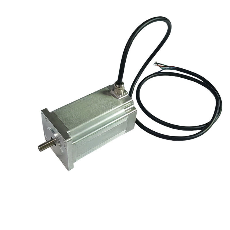 3N.m Nema 24 stepper motor IP 67 Grade Double Shaft per sistemi di tracciamento dei pannelli solari